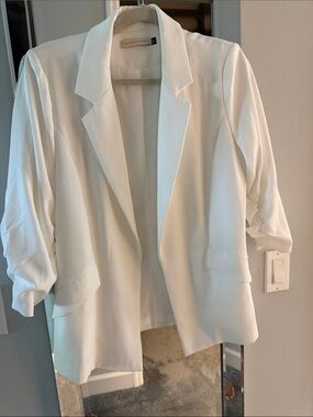 Pookie & Sebastian White Open-Front Tailored Blazer